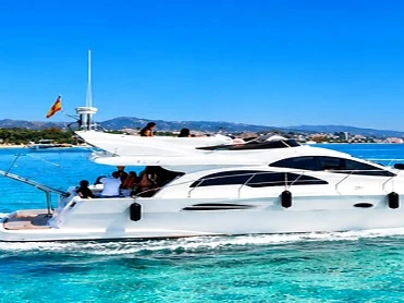 Bareboat Rental Luxury Yacht Astondoa with a boat licence