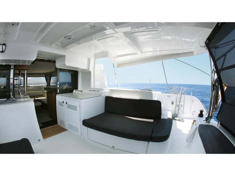 Catamaran rental with or without captain Lagoon Préveza