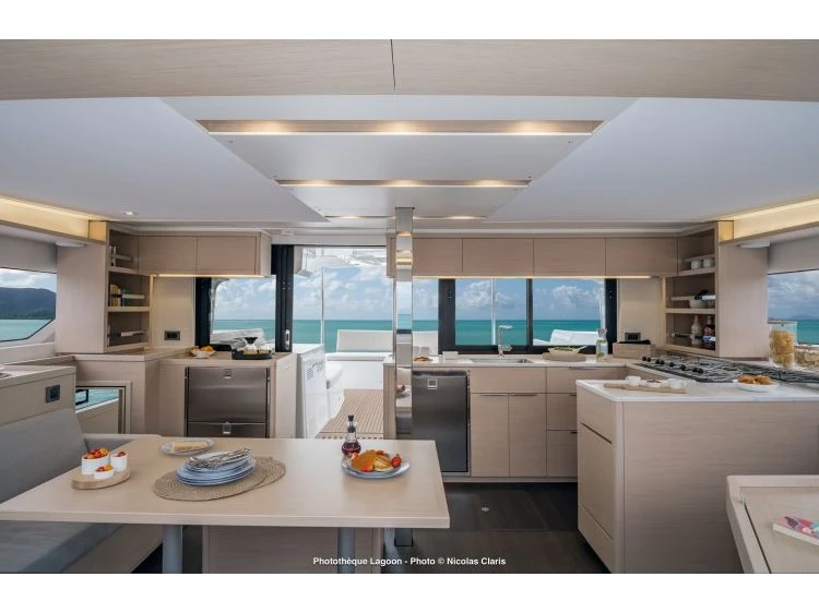 Yacht charter Préveza cheap Lagoon 46