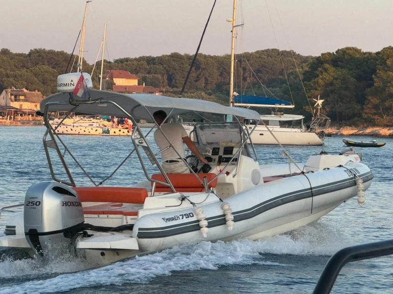 Marlin Boat 790 Pro Dynamic in Hvar on SamBoat