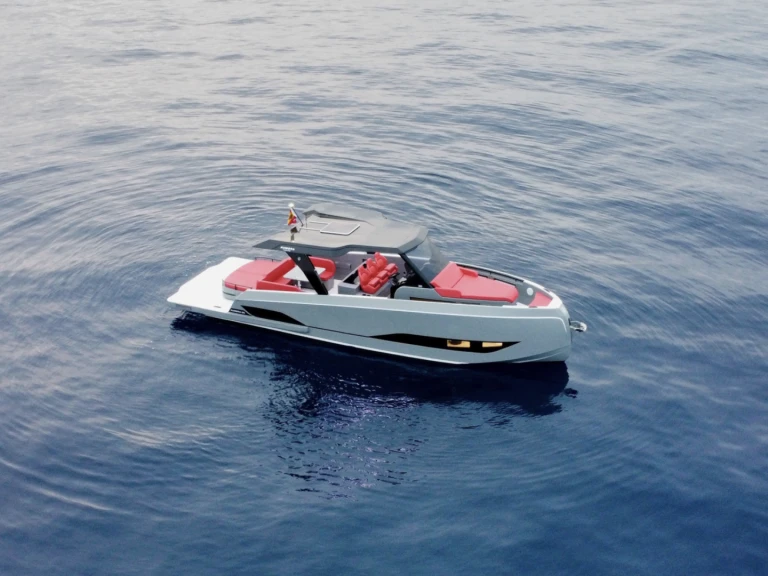 Boat rental Kummbra  36 in Palma de Mallorca on Samboat