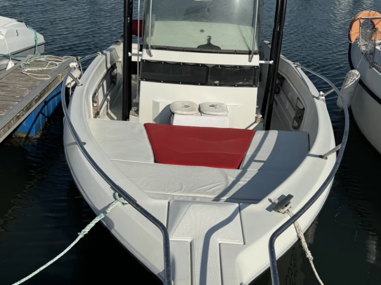 Boat rental Jeanneau Cap Camarat 675 in Noirmoutier-en-l'Île on Samboat