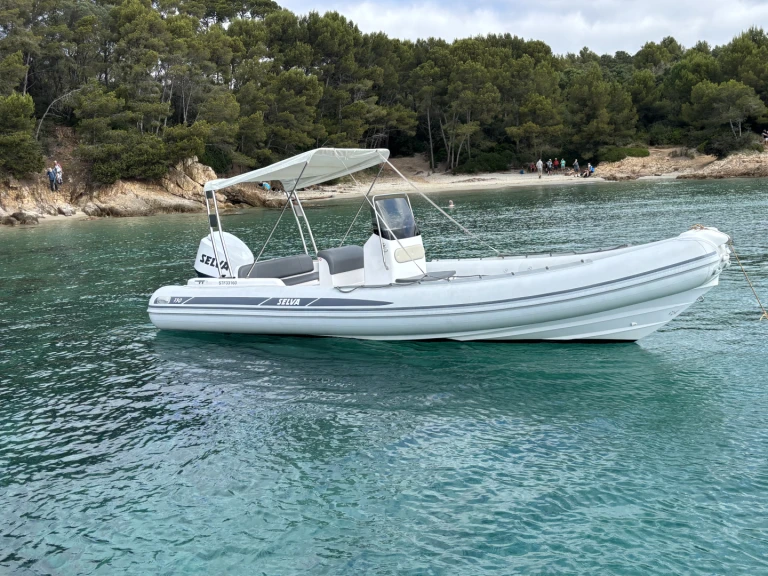 Joker Boat Joker Boat 630 in Hyères on SamBoat