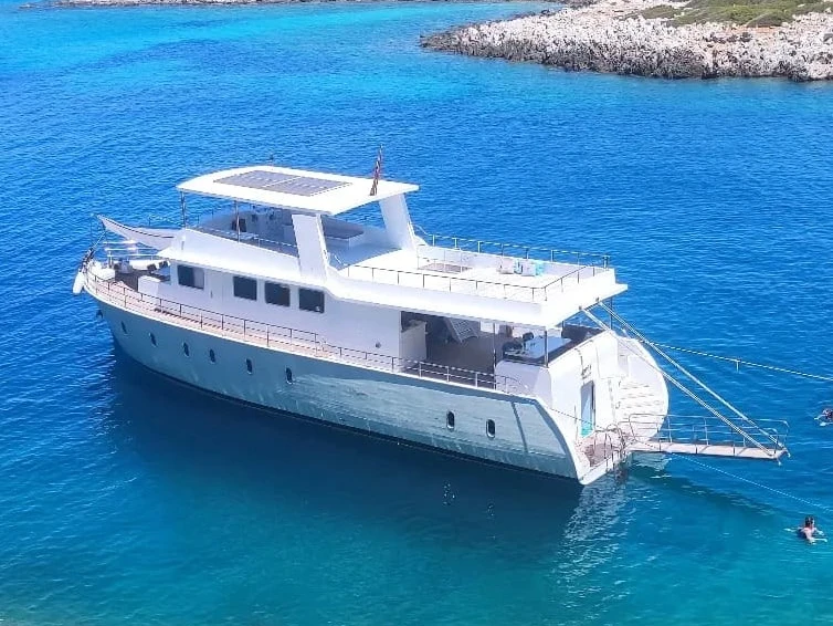Motorboat rental with or without captain Custom Made Marmaris