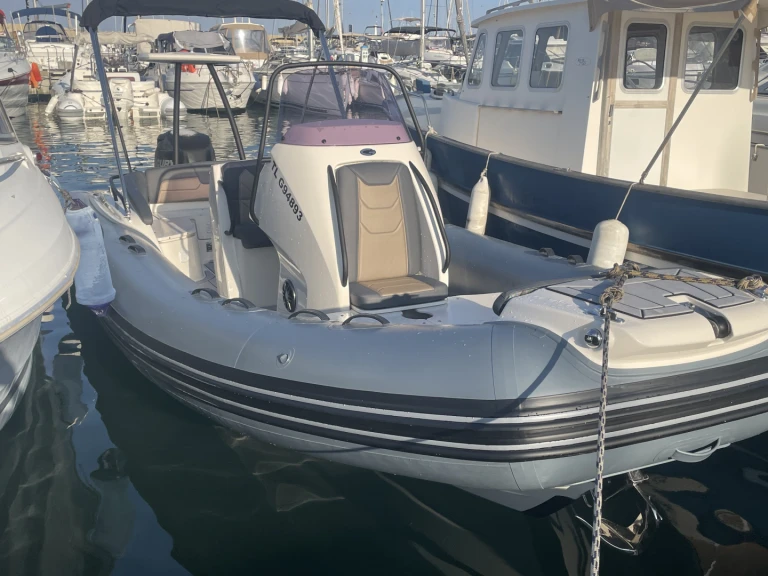 Boat rental Grand Boats G650 GOLDEN LINE in Port de Bormes-les-Mimosas on Samboat