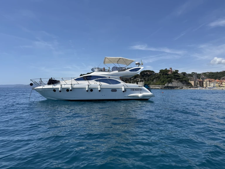Azimut Azimut 43 Fly in Varazze on SamBoat