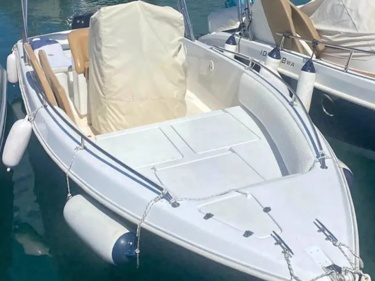 Yacht charter Salerno cheap Generica