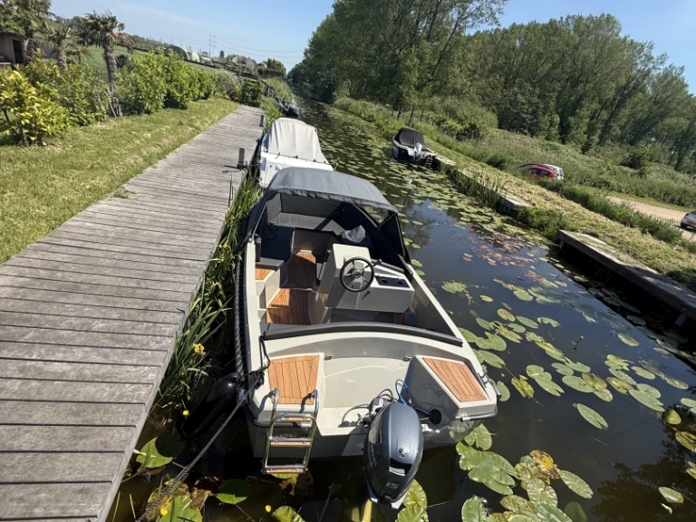 Motorboat rental in Oud Ade - Aqua24 Aqua24 de Luxe