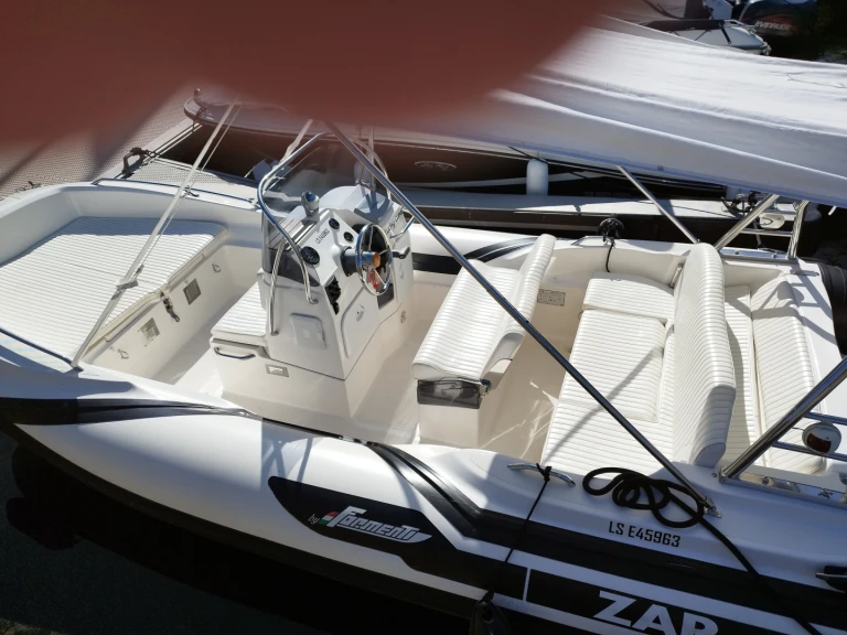 Boat rental Zar Zar 53 in Grand Port d'Aix-les-Bains on Samboat
