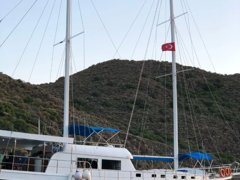 Sailboat for rent Marmaris at the best price