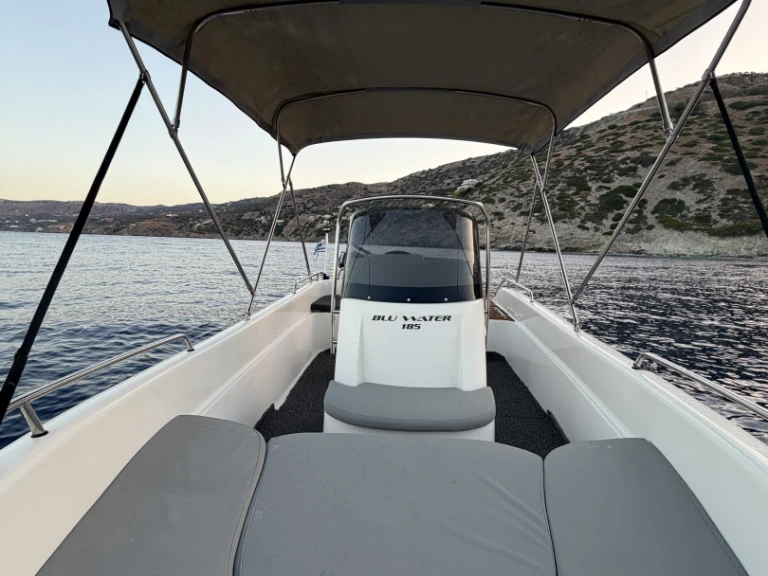 Motorboat for rent Pantanassa at the best price
