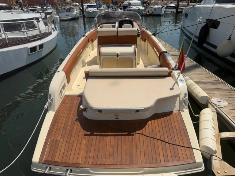 Yacht charter Portimão cheap 280 SX