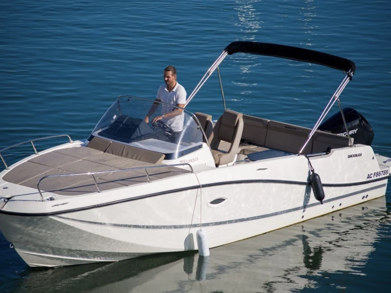 Quicksilver Activ 755 Sundeck charter bareboat or captained in  Marseille