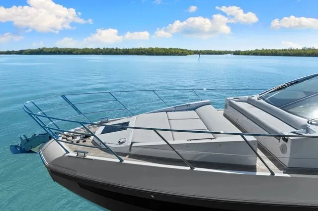 Boat rental Azimut s6 in City of Riviera Beach on Samboat