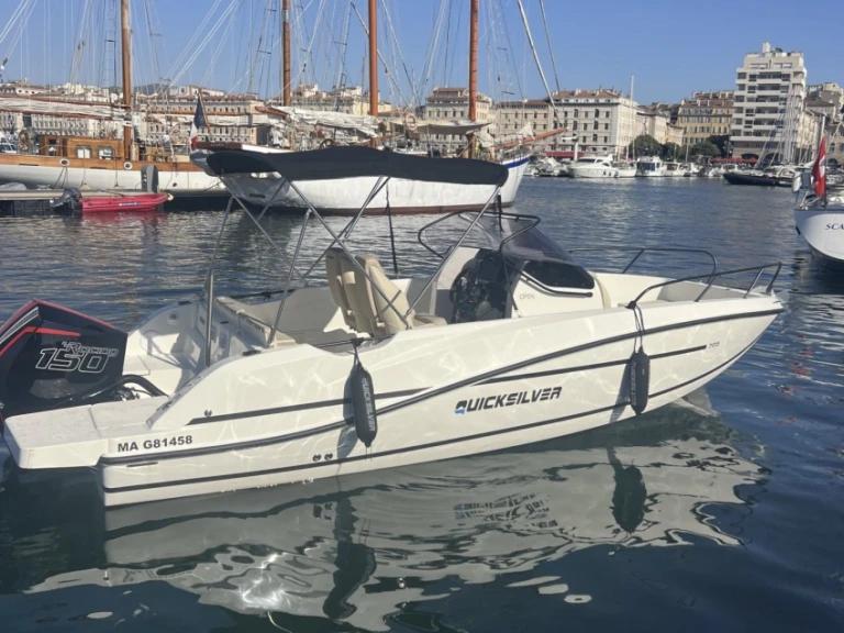 Quicksilver Quicksilver 705 Cruiser in Marseille on SamBoat