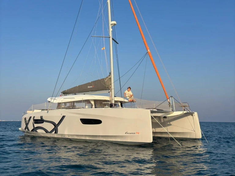 Boat rental Excess Excess 14 in Canet-en-Roussillon on Samboat