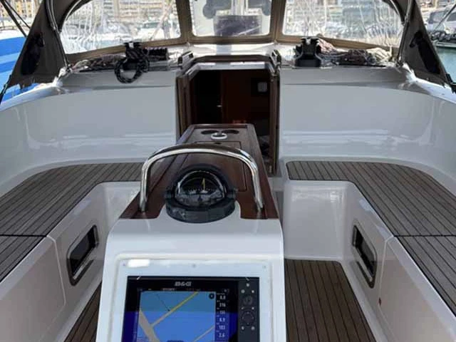 Bavaria Cruiser 46 in Lefkáda on SamBoat