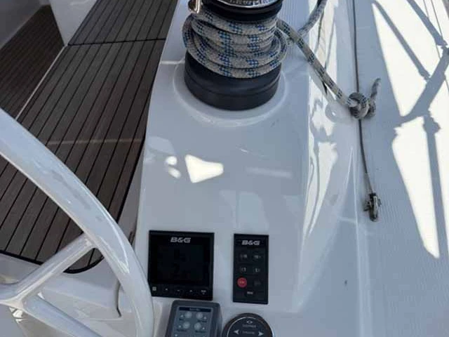 Rent a Bavaria Cruiser 46 Lefkáda