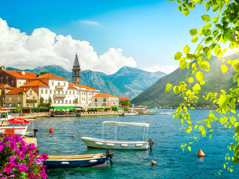 Rent a Atlantic open 670 Kotor