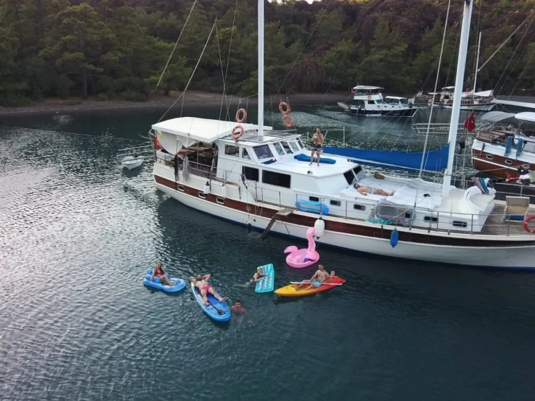 Bareboat Rental Sailboat Custom Made with a boat licence