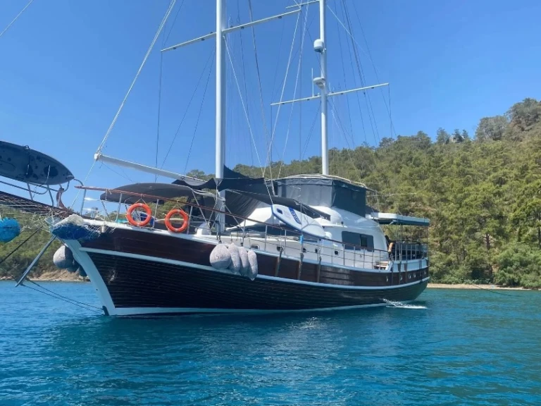 Sailboat for rent Fethiye at the best price