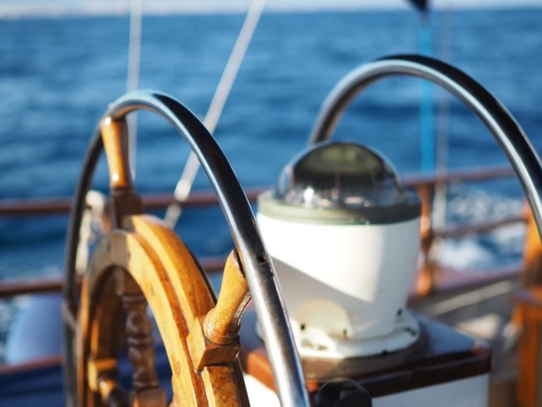 Sailboat rental with or without captain Ta Chiao Barcelona
