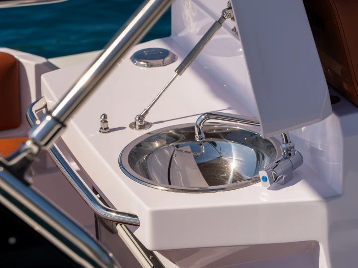 Italboats Stinger 24 gt charter bareboat or captained in  Skiathos