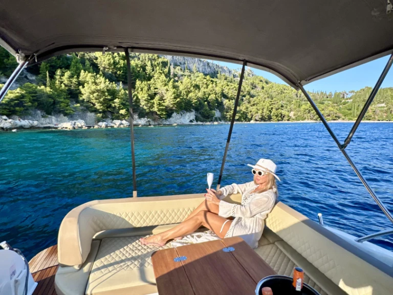 Boat rental Bavaria S30 Open in Split on Samboat