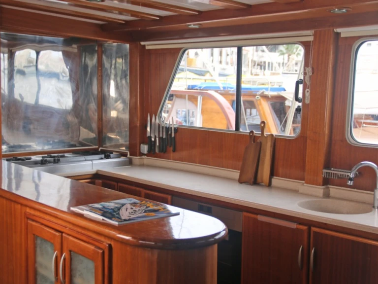 Yacht charter Marmaris cheap Custom made