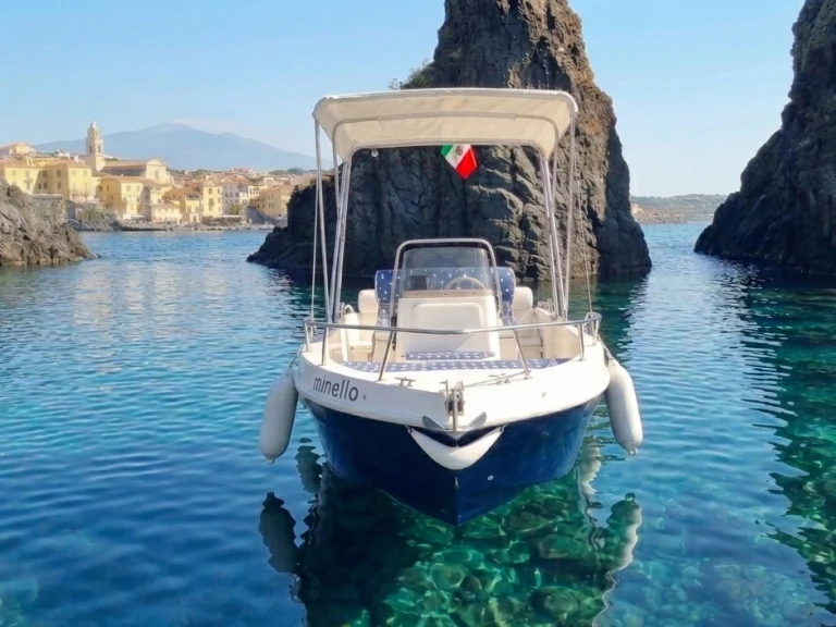 Motorboat rental in Catania - Marinello Eden 18