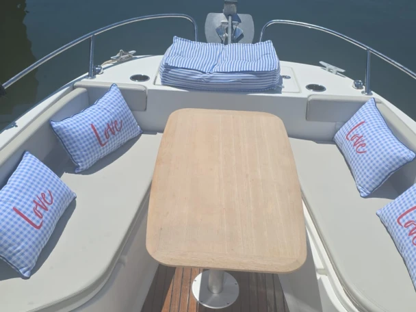 Yacht charter Mandelieu-la-Napoule cheap Flyer 8 SPACEdeck