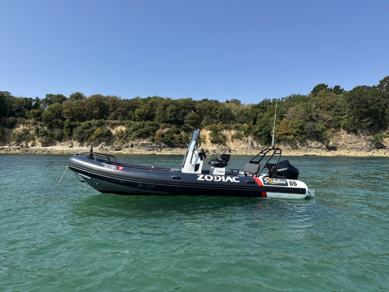 Bareboat Rental RIB Zodiac with a boat licence