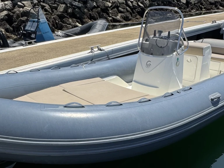 Yacht charter La Forêt-Fouesnant cheap Tempest 650