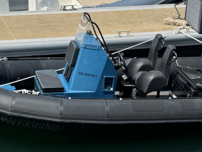 Ribcraft 585 in La Forêt-Fouesnant on SamBoat