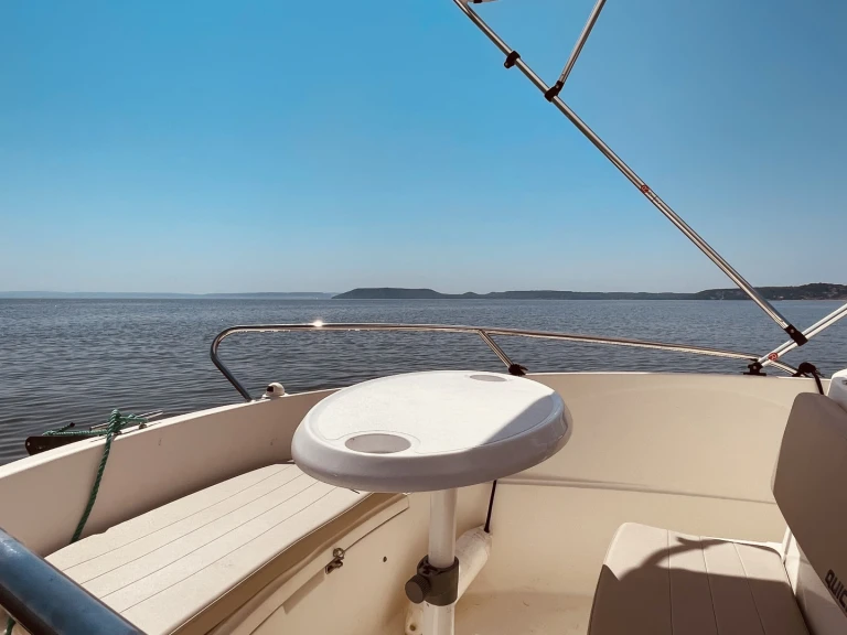 Motorboat rental with or without captain Quicksilver France
