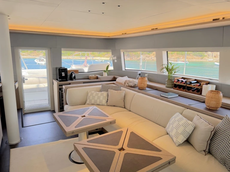 Luxury Yacht rental with or without captain Lagoon British Virgin Islands (BVI)