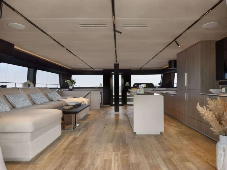 Boat rental Moon Yacht Tryst in Tortola on Samboat