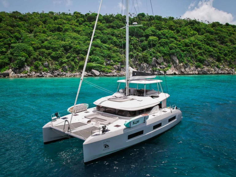 Luxury Yacht rental in Tortola - Lagoon ISLAND HOPPIN' 55