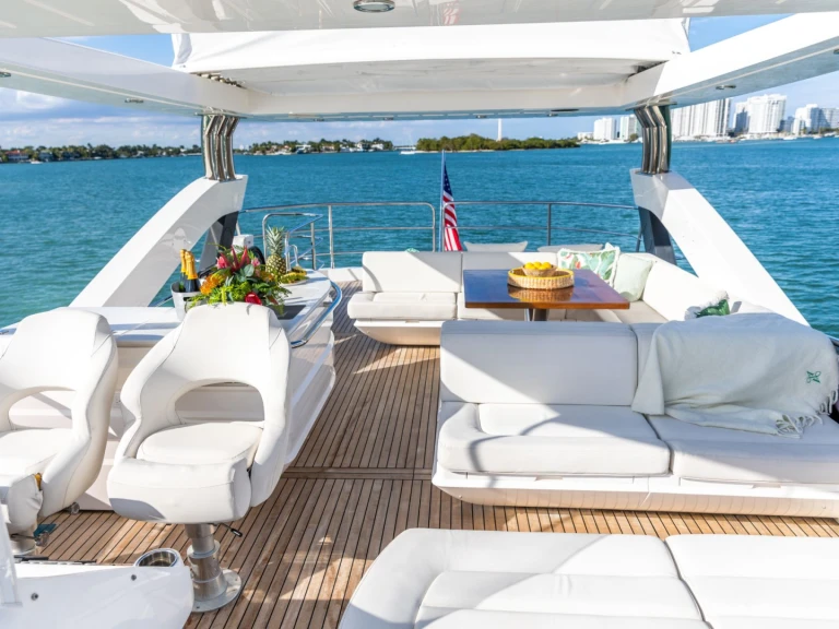 Luxury Yacht rental with or without captain Sunseeker Miami