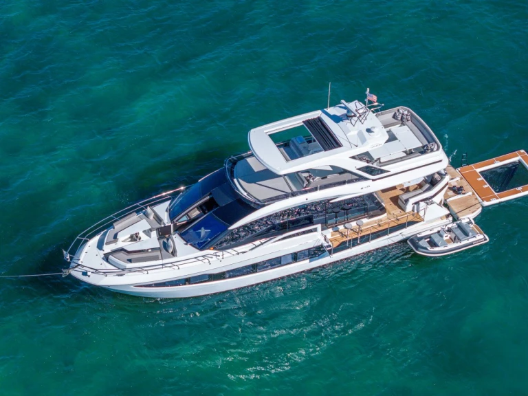 Bareboat Rental Luxury Yacht Galeon with a boat licence