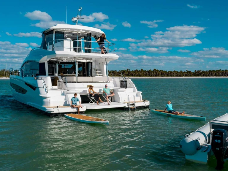 Luxury Yacht rental with or without captain Aquila British Virgin Islands (BVI)