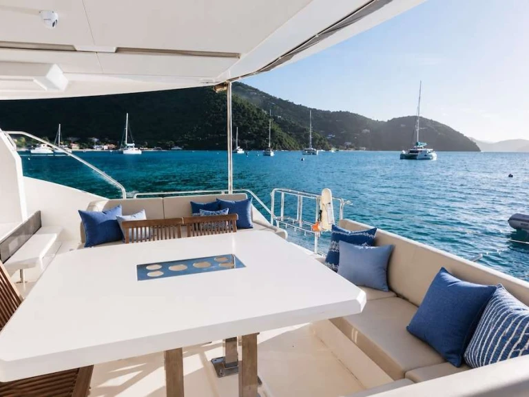 Luxury Yacht for rent Virgin Gorda Island at the best price