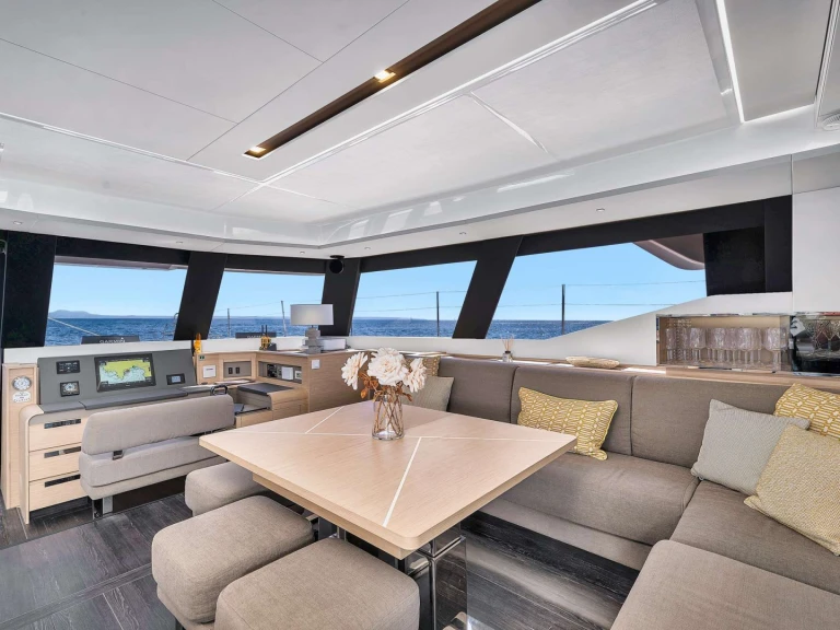 Luxury Yacht rental with or without captain Fountaine Pajot Caribbean