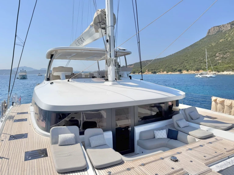 Boat rental Lagoon AURORA in British Virgin Islands (BVI) on Samboat