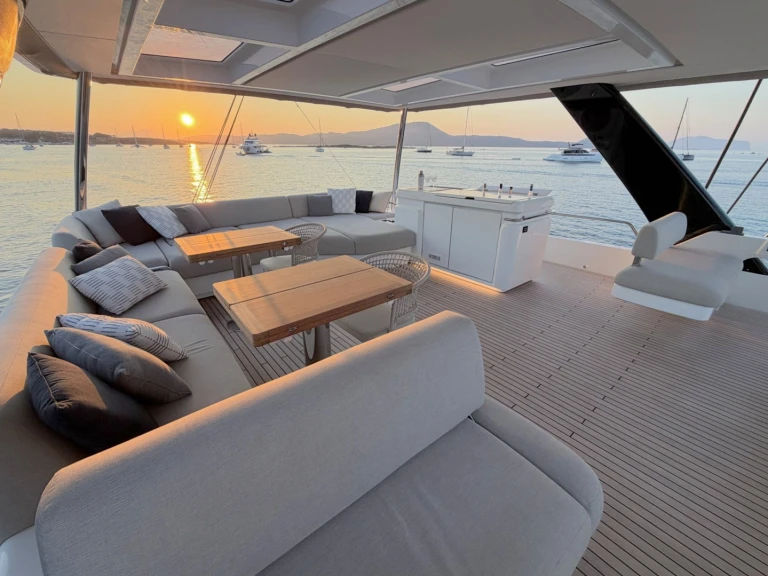 Luxury Yacht rental with or without captain Lagoon British Virgin Islands (BVI)