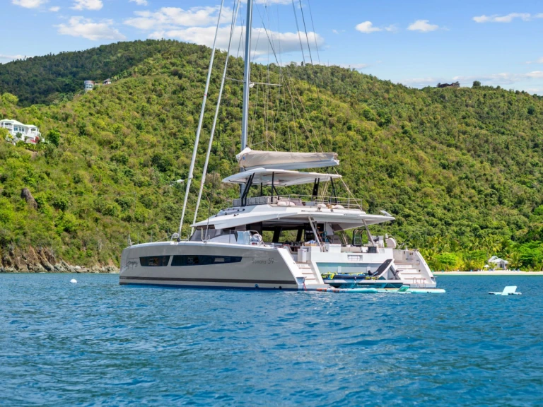 Luxury Yacht rental in British Virgin Islands (BVI) - Fountaine Pajot HOURGLASS