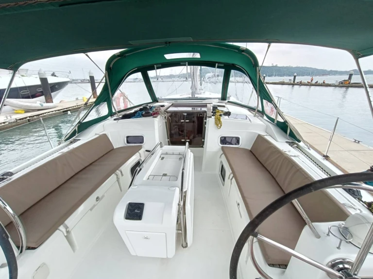 Sailboat for rent Mai Khao at the best price
