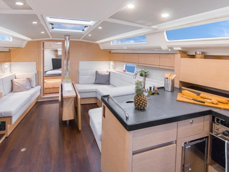 Yacht charter Marigot cheap Hanse 418