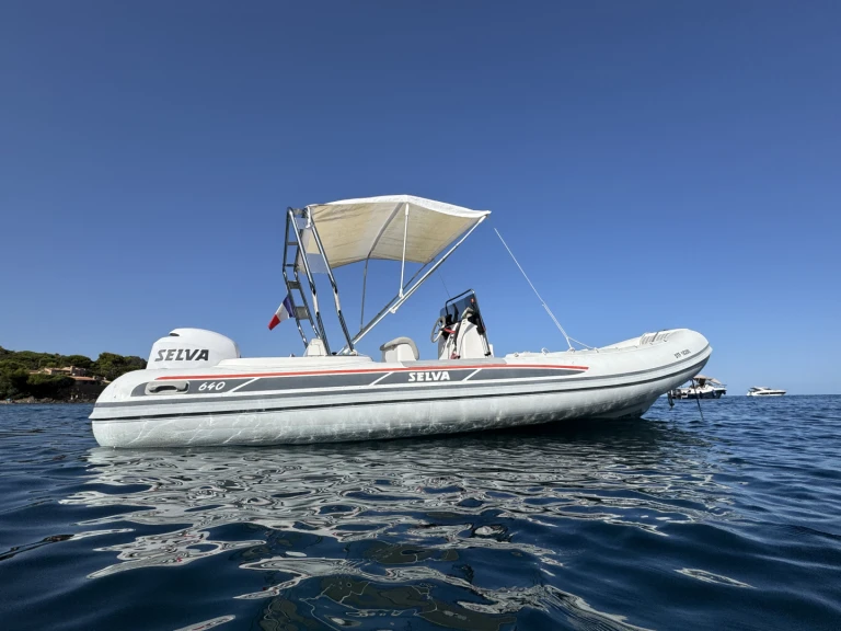 Boat rental Selva Evolution D.640 in Les Issambres on Samboat