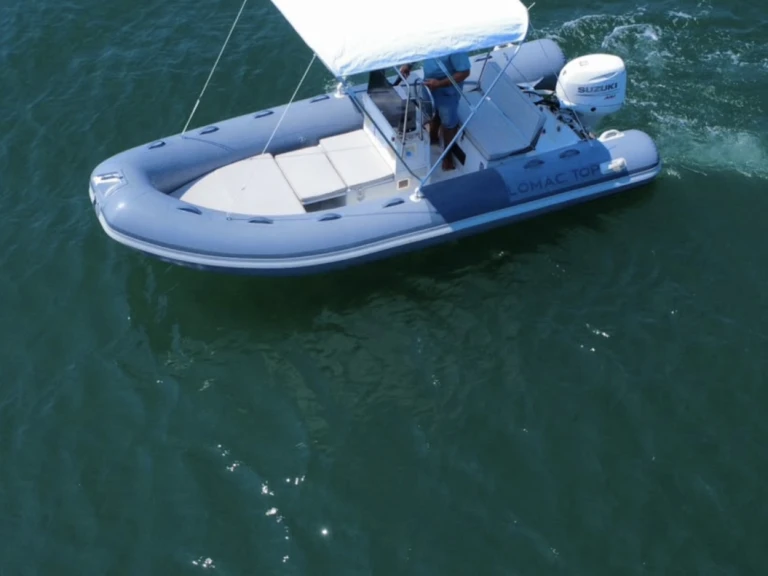 Boat rental Lomac Lomac 500 in La Spezia on Samboat